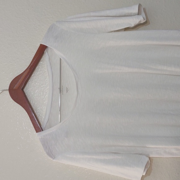 SLIGHTLY USED J. JILL PIMA DIPPED HEM TUNIC SIZE L COLOR WHITE 100% PIMA COTTON - Picture 3 of 7